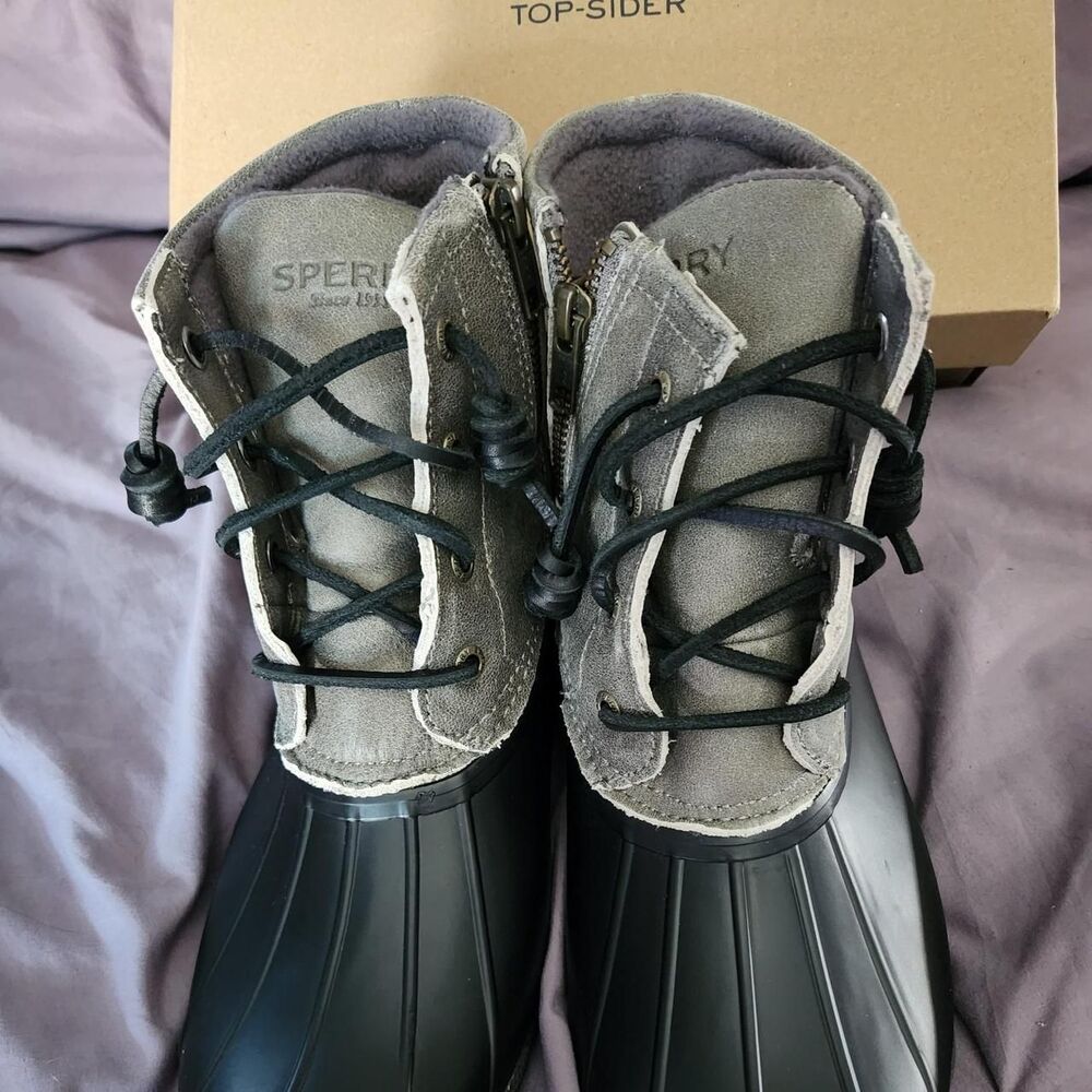 Sperry Women's Grey and Black Boots